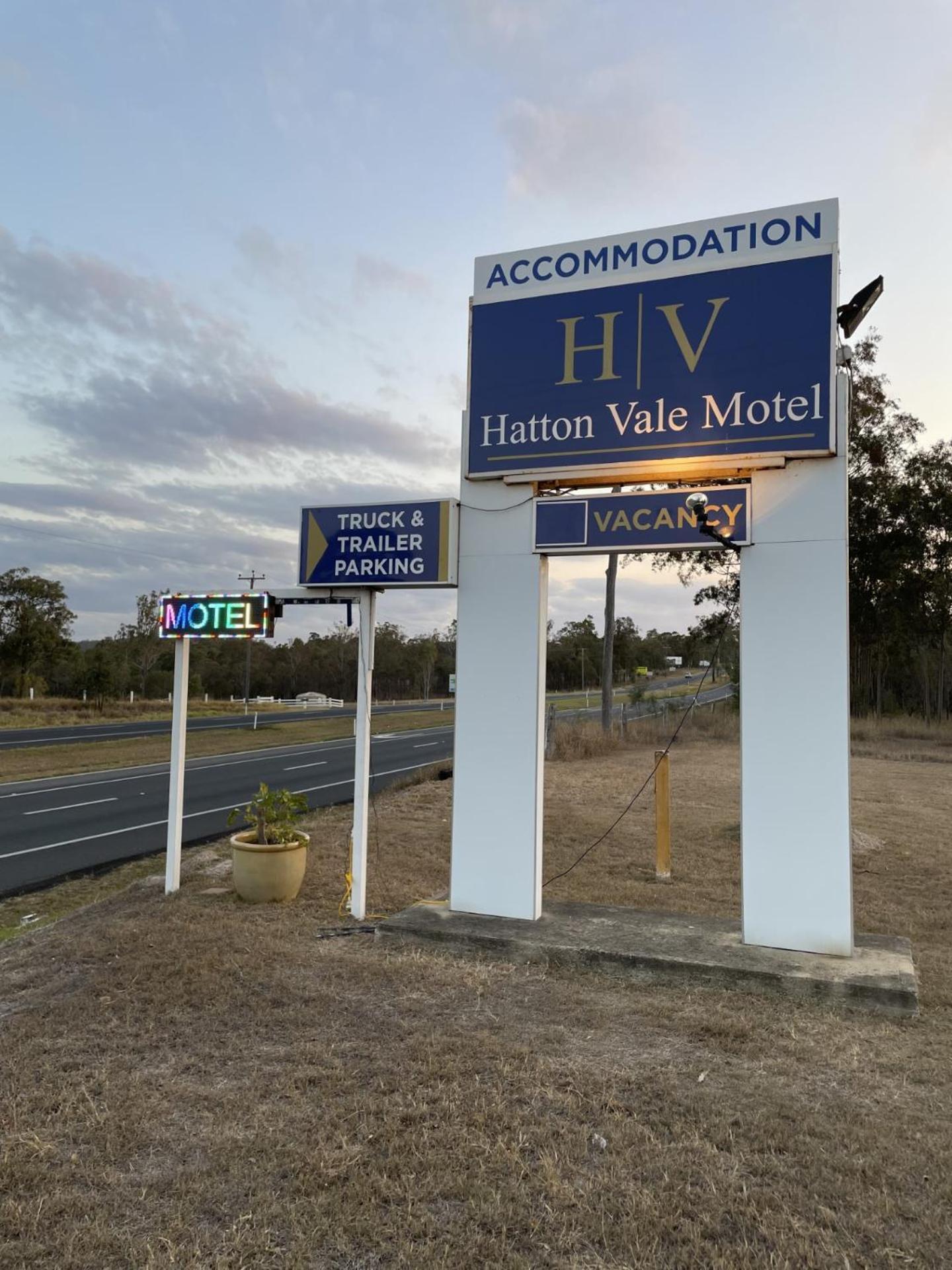 Hatton Vale Motel Екстер'єр фото